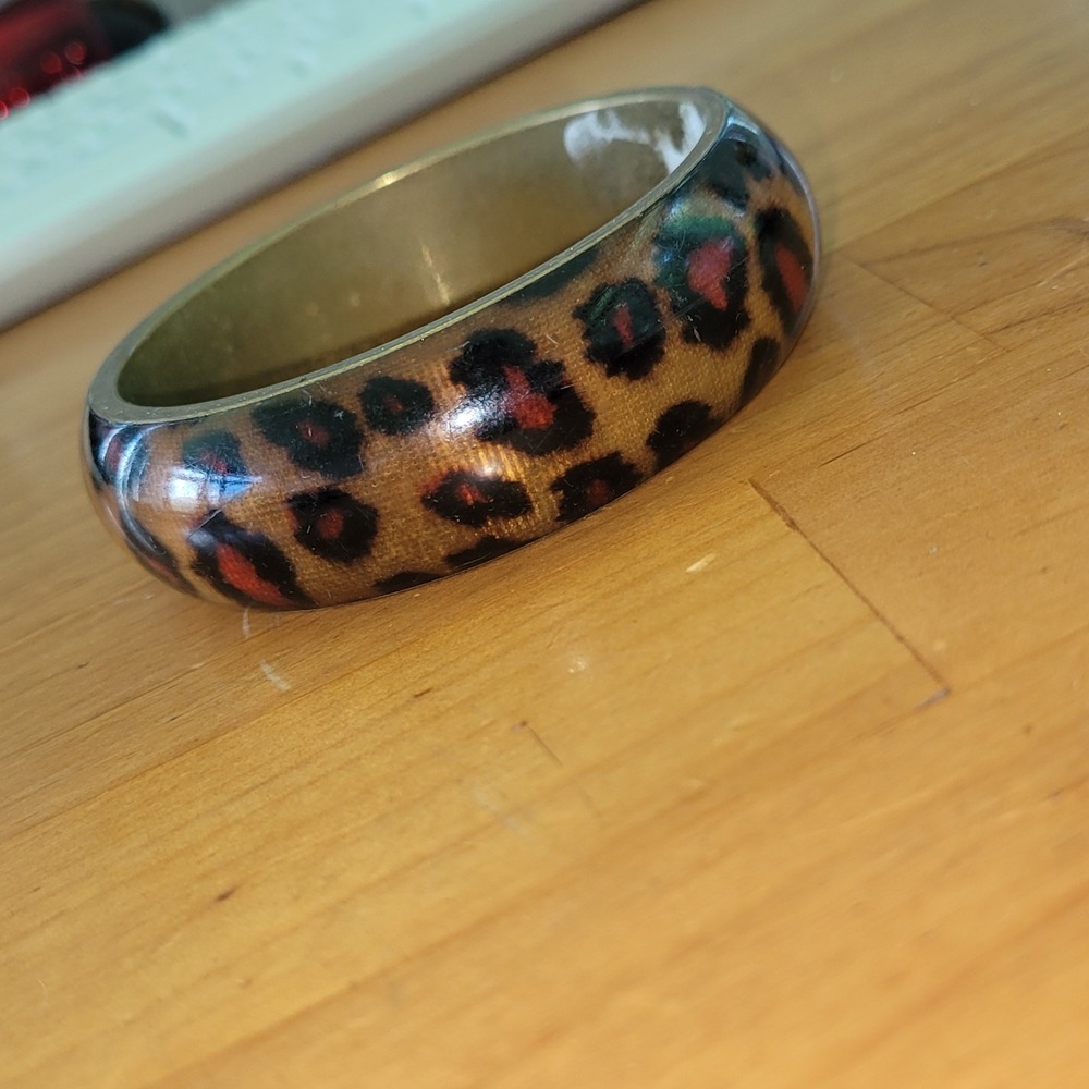Vintage Style Leopard Print Wide Bangle Bracelet Resin Statement Jewelry - Picture 2 of 8
